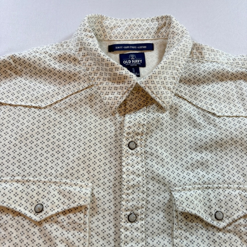 Old Navy Western Shirt Mens XL Slim Fit White Geometric Cotton Pearl Snap LS